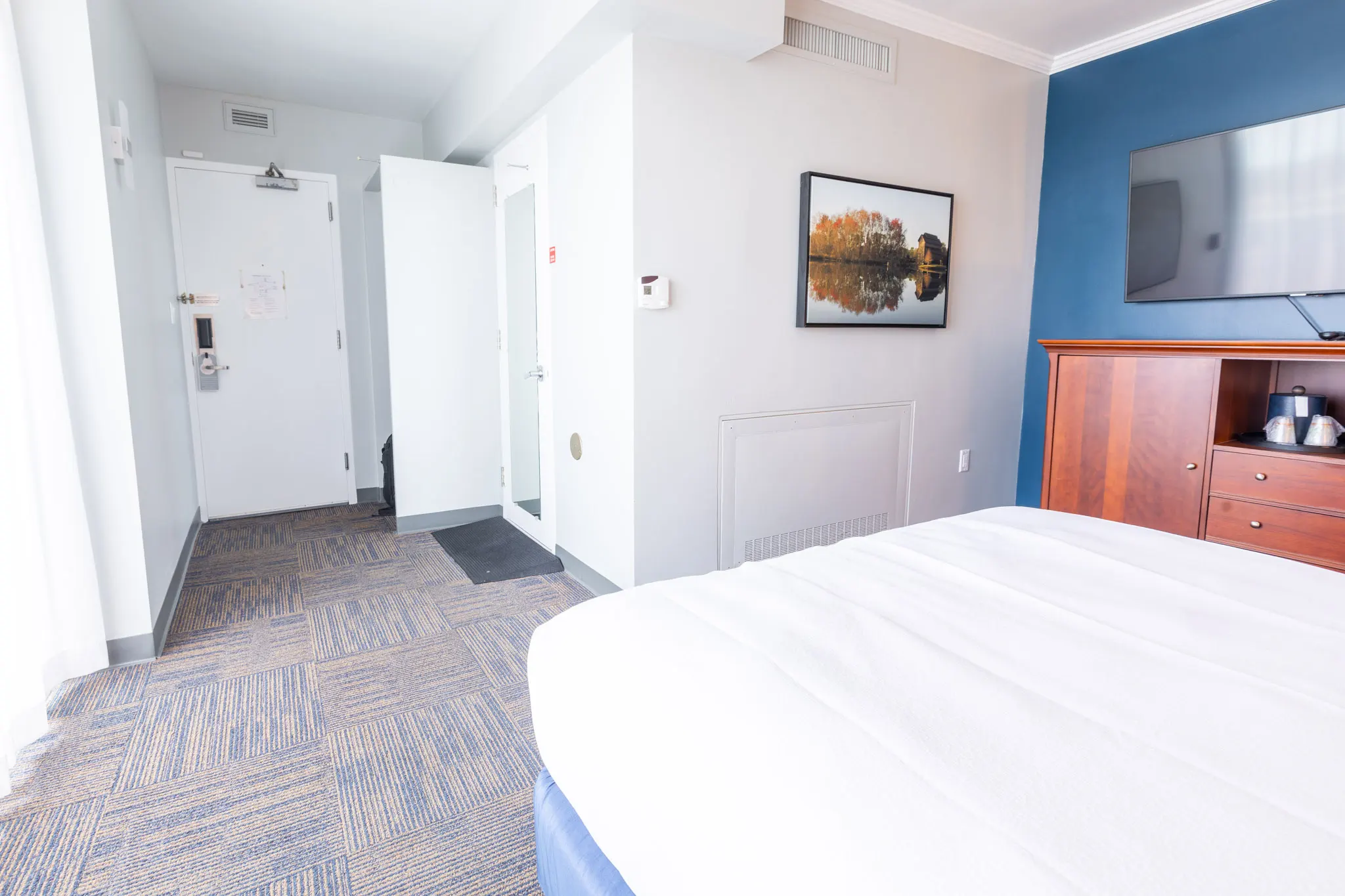 220112_RU_HotelRoomStock_149-HDR